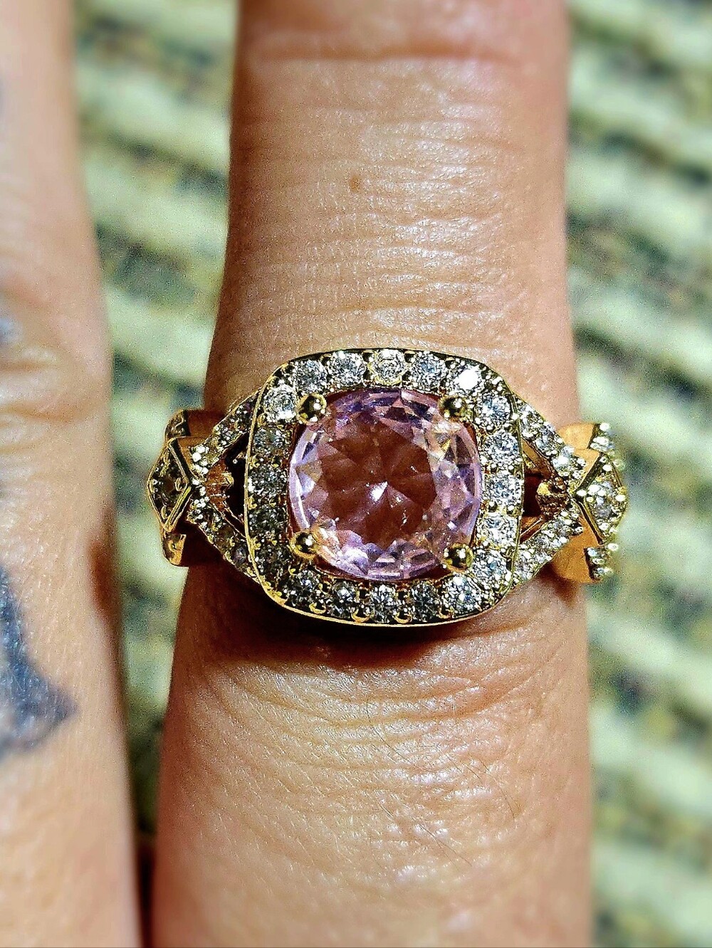18K Gold Filled Pink Sapphire-Tone Halo Ring with Lattice Split-Shank